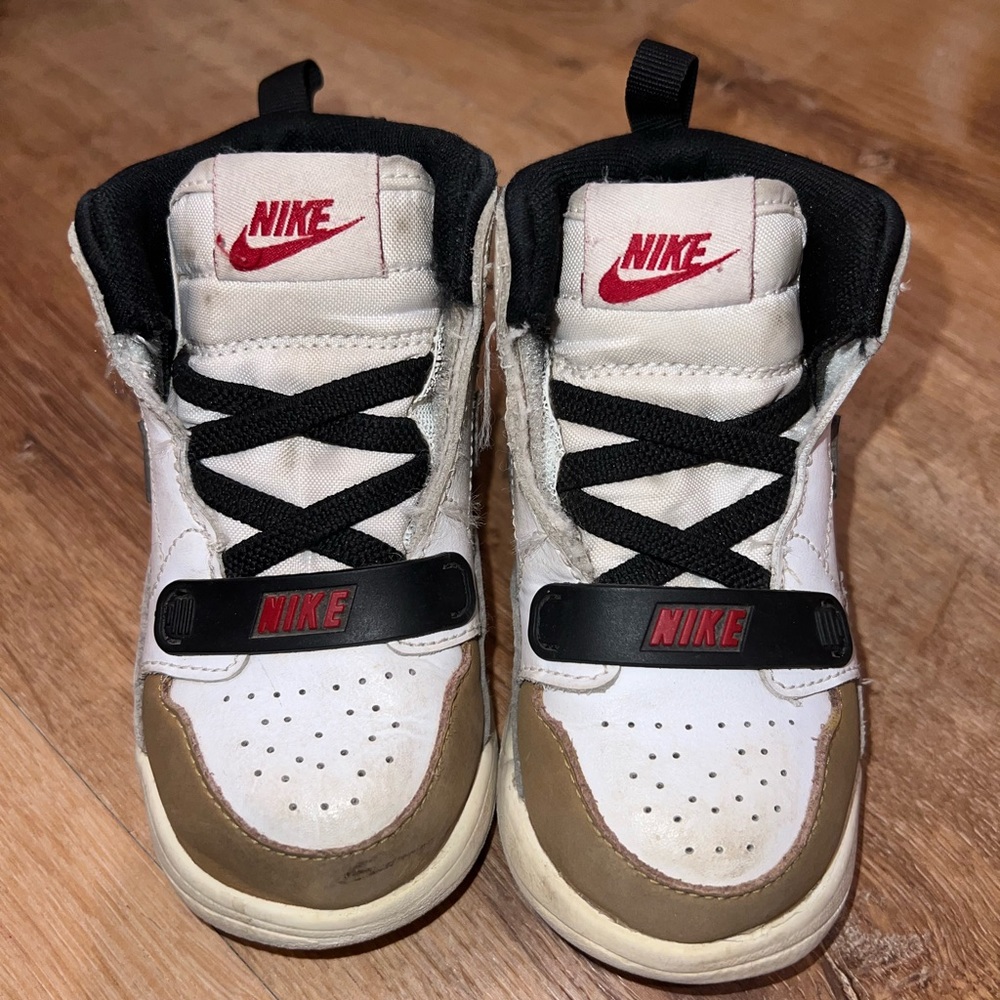 Boys Air Jordan’s